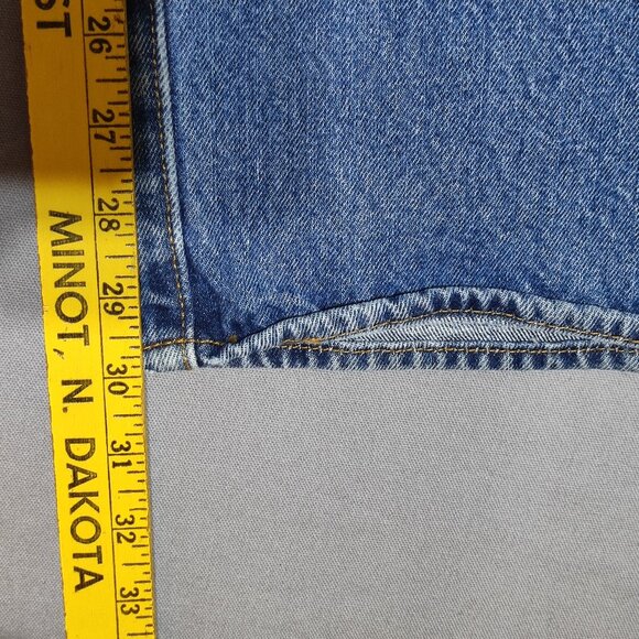 Levi's 501 jeans men's size W38/L30 denim blue colour classic button fly - Picture 13 of 14